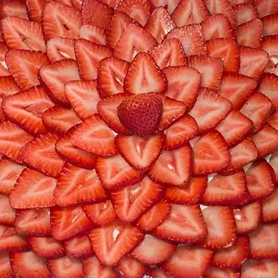 pic of Strawberry Pavlova
